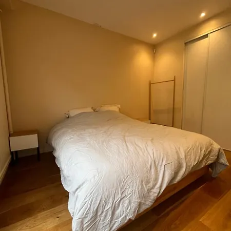 17th Apartment *
