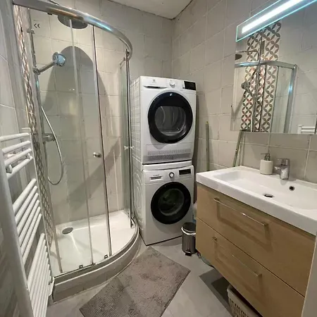 17th Apartment
